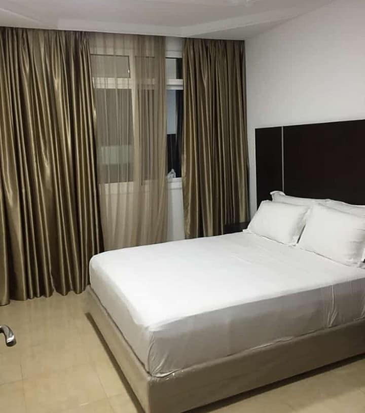 נאדור Hotel Beautiful מראה חיצוני תמונה